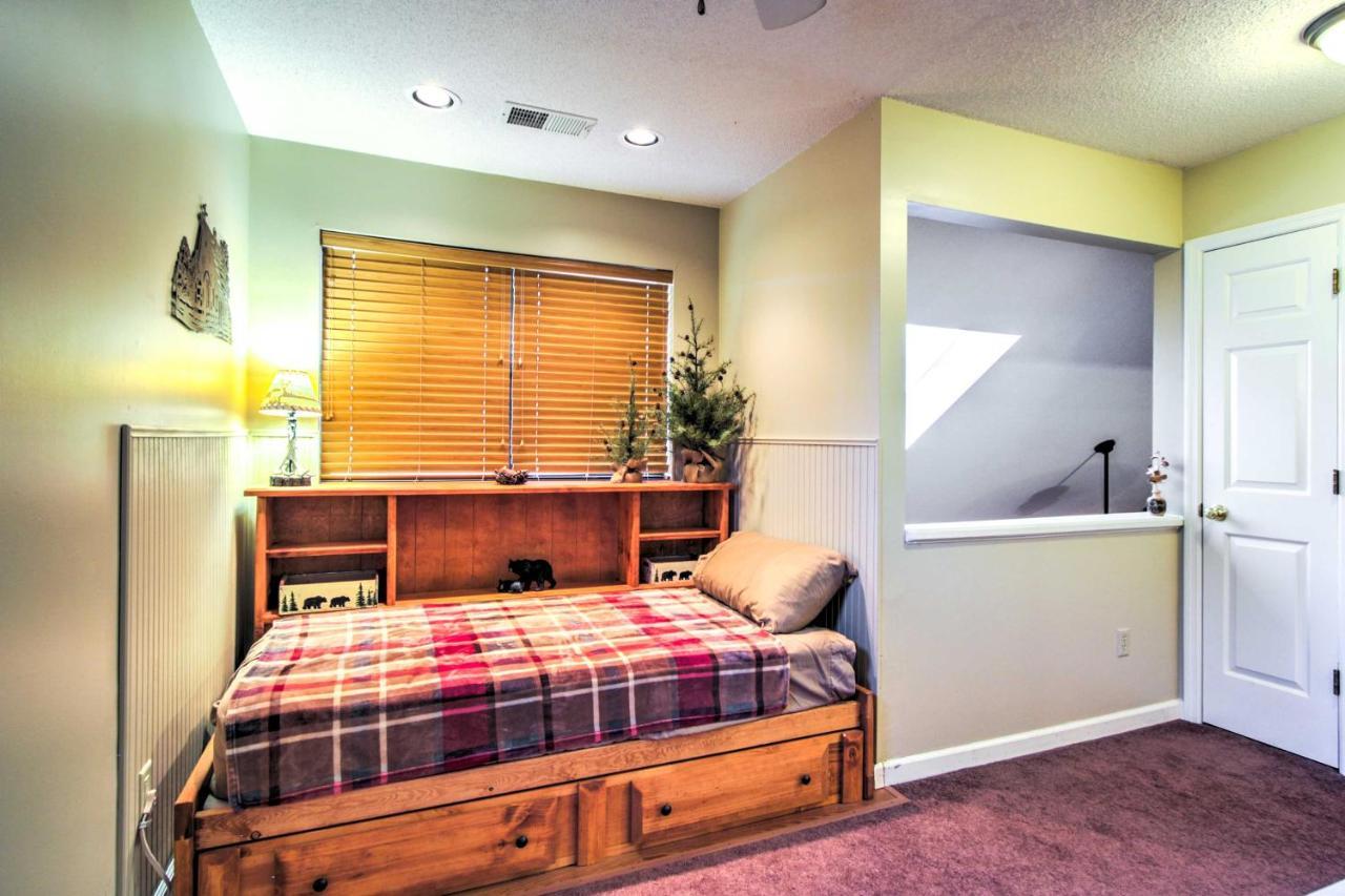 Villa Tree Top Dream Cabin With Hot Tub In Gatlinburg! Extérieur photo