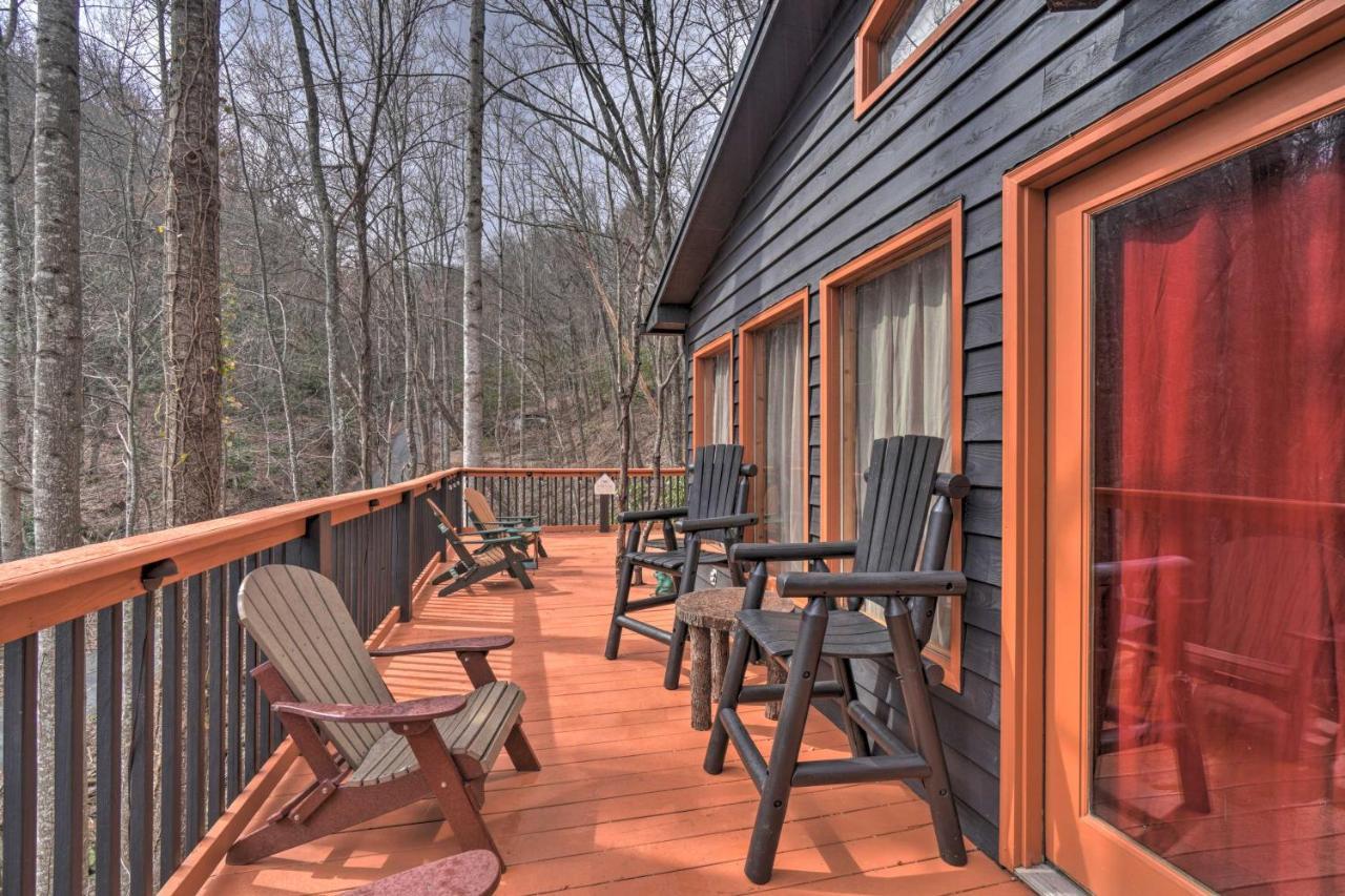 Villa Tree Top Dream Cabin With Hot Tub In Gatlinburg! Extérieur photo